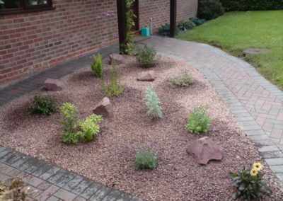 RUSSELL DODD LANDSCAPES rockeries